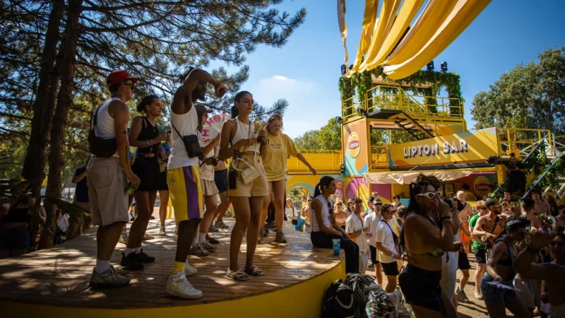 Sziget fesztivál – Lipton bár